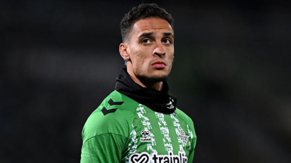 银铺子配资 记者：曼联输掉欧联决赛后，贝蒂斯在安东尼的谈判中占据更大优势